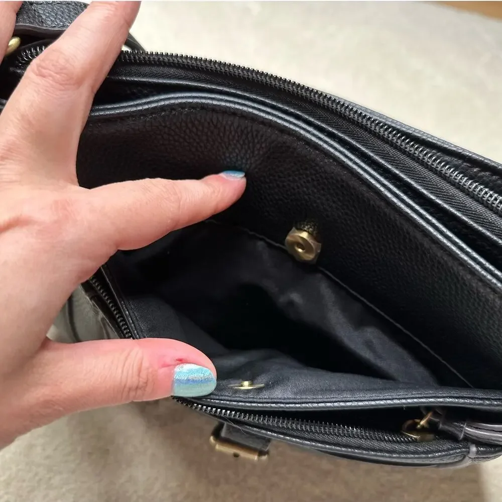 St John's Bay: Black Leather Cross Body Purse
